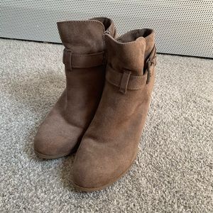 Merona brown suede booties